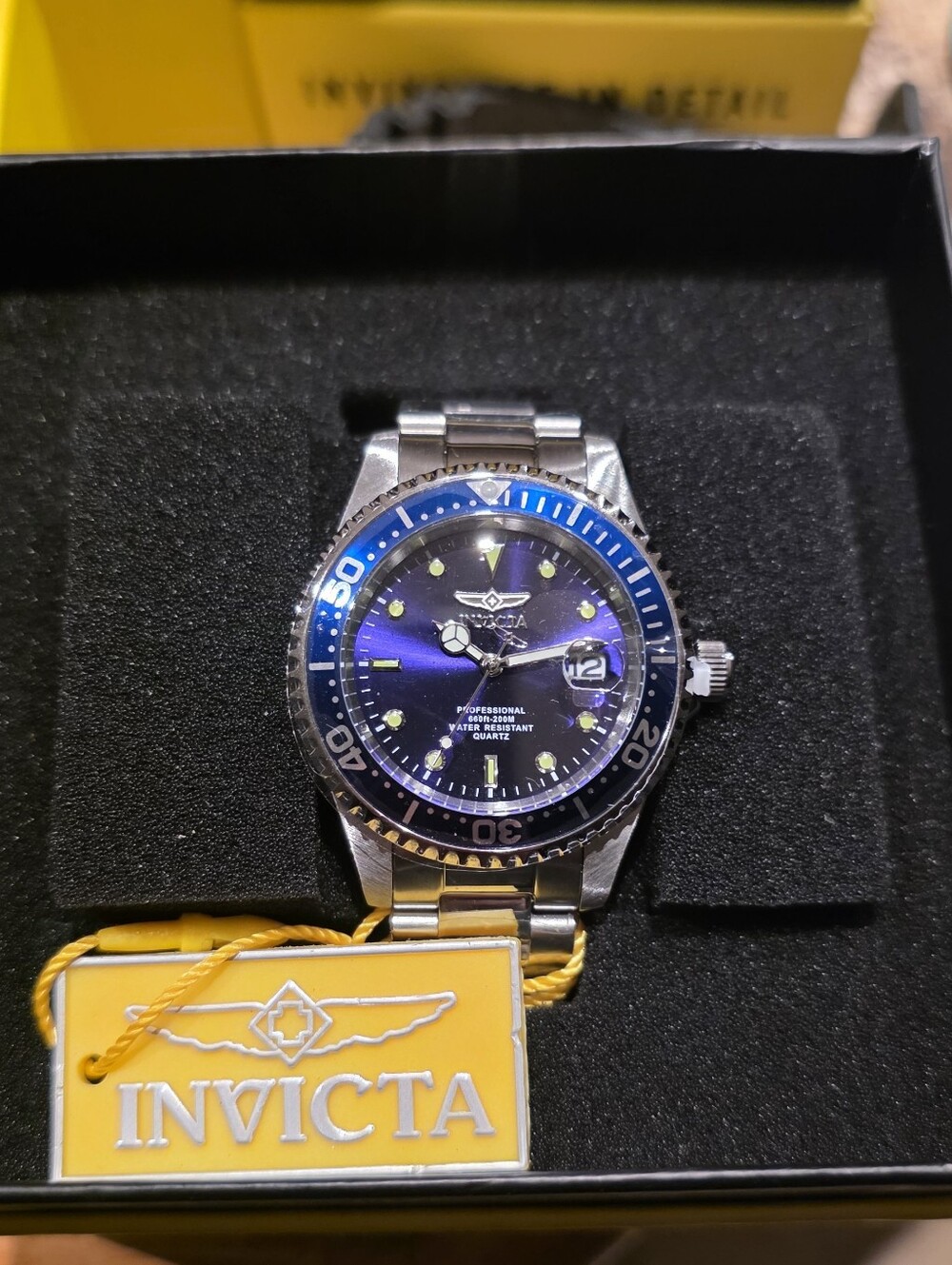 One Invicta Men’s Silver Bracelet Watch with Blue Sunburst Dial Model 48724